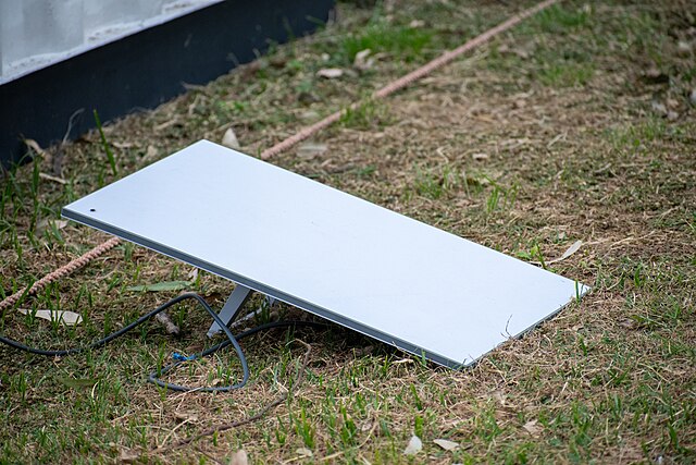Starlink Antenne im Freien