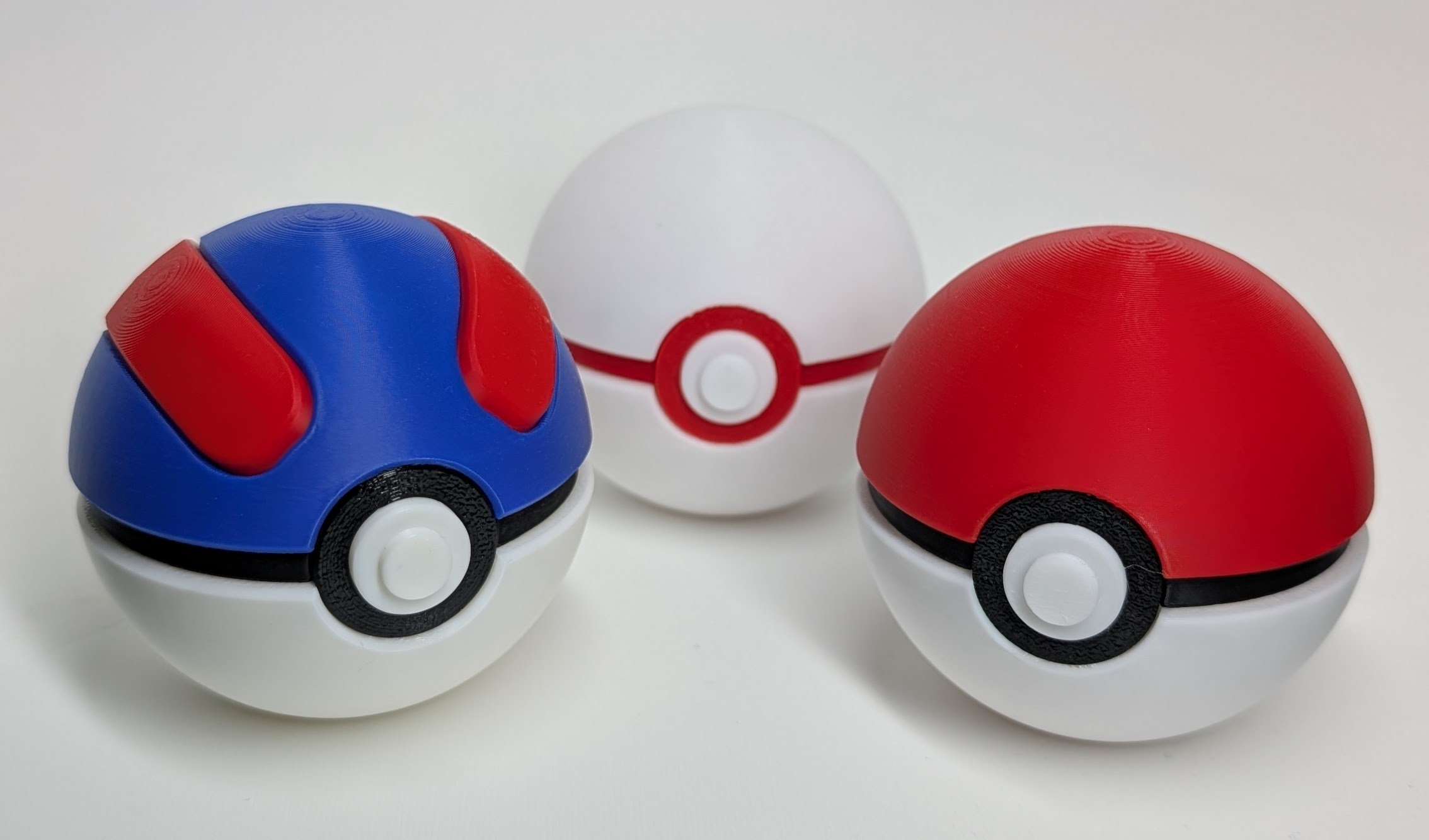 Runder Behälter rot-weiß